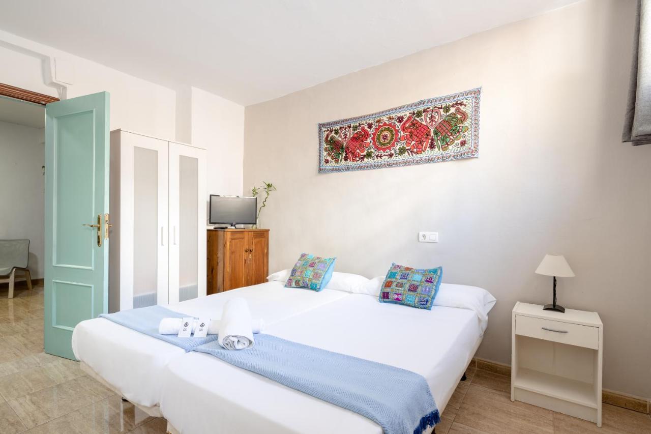 Petite Chambre Double ou Lits Jumeaux
