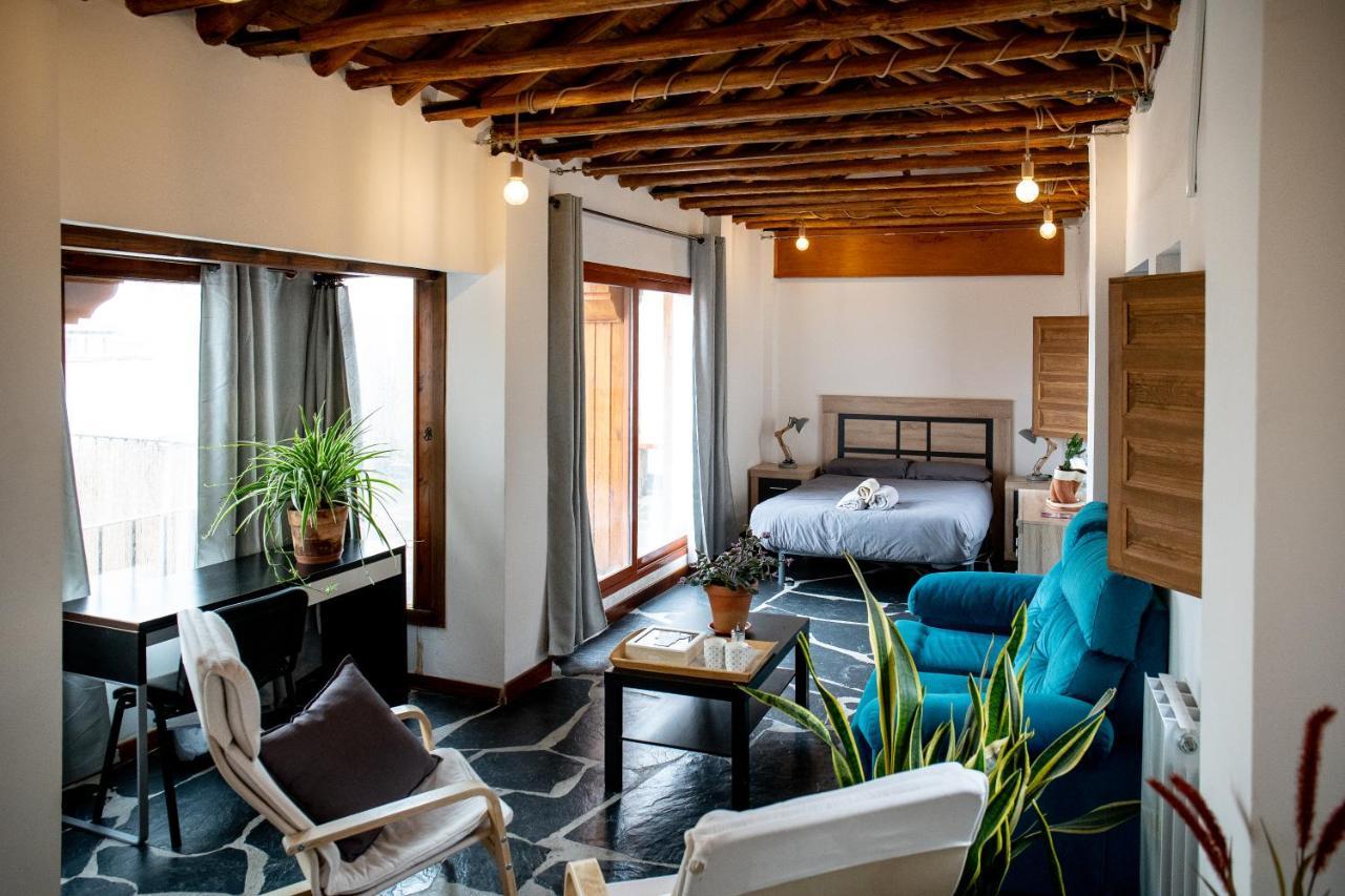 Chambre Double ou Lits Jumeaux avec Terrasse