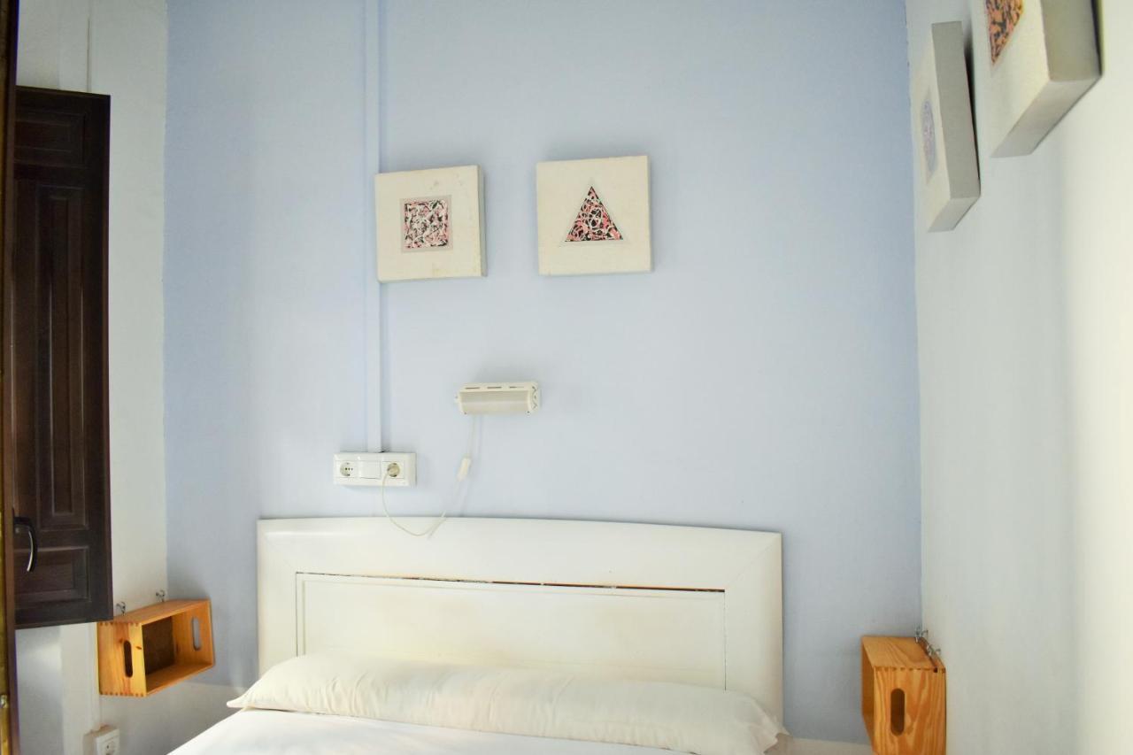 Chambre Simple avec Salle de Bains Commune